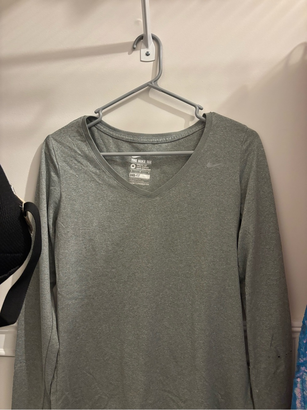 Nike Women's Long Sleeve V-Neck Athletic Top - Gray